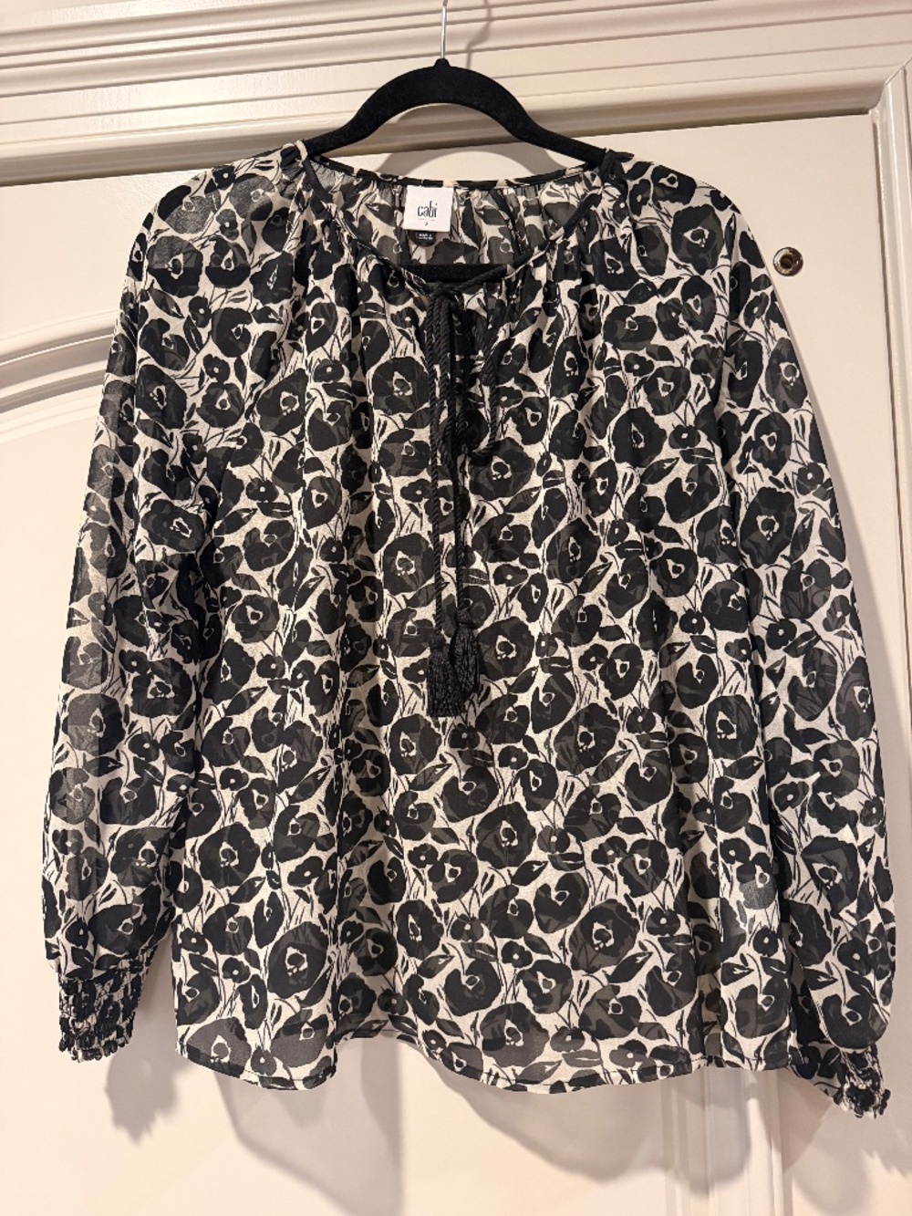 Cabi Island top
